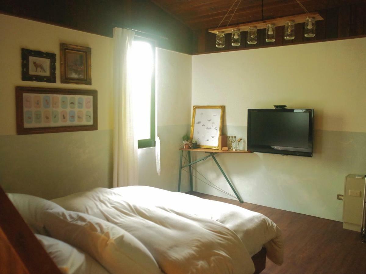 7Days 4Seasons Cafe B&B 루구 외부 사진